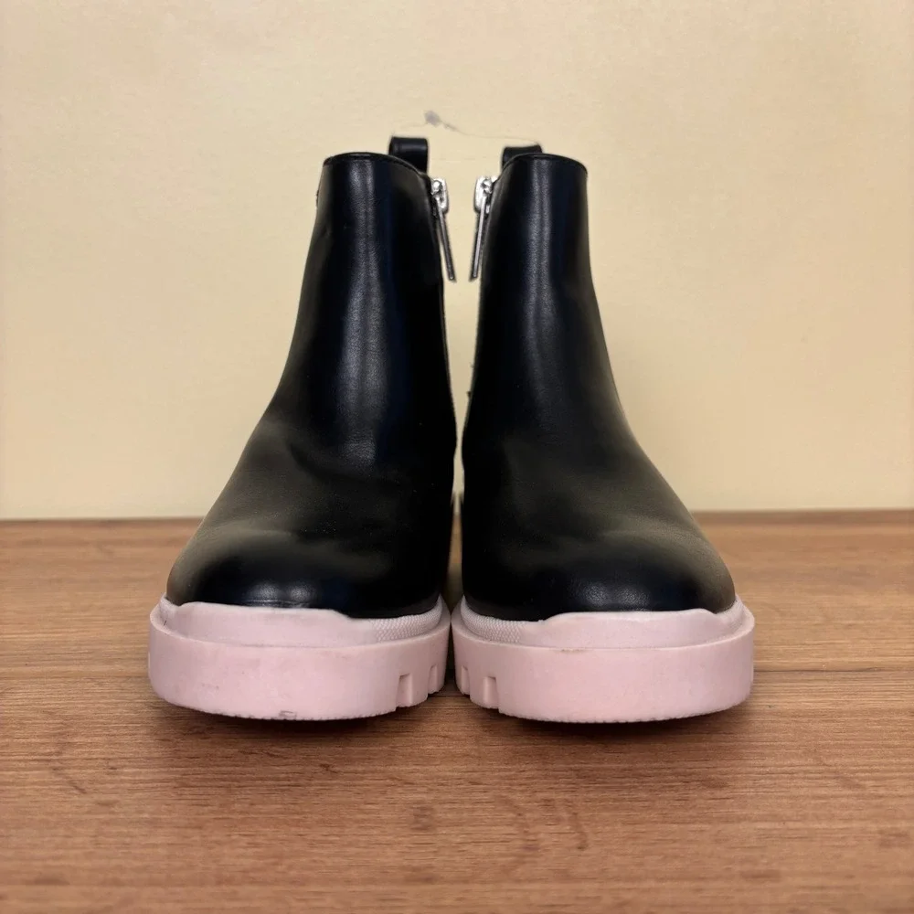MARC FISHER Neely Chelsea Ankle Boots Black Kids Size 11 Lug Sole Side Zipper